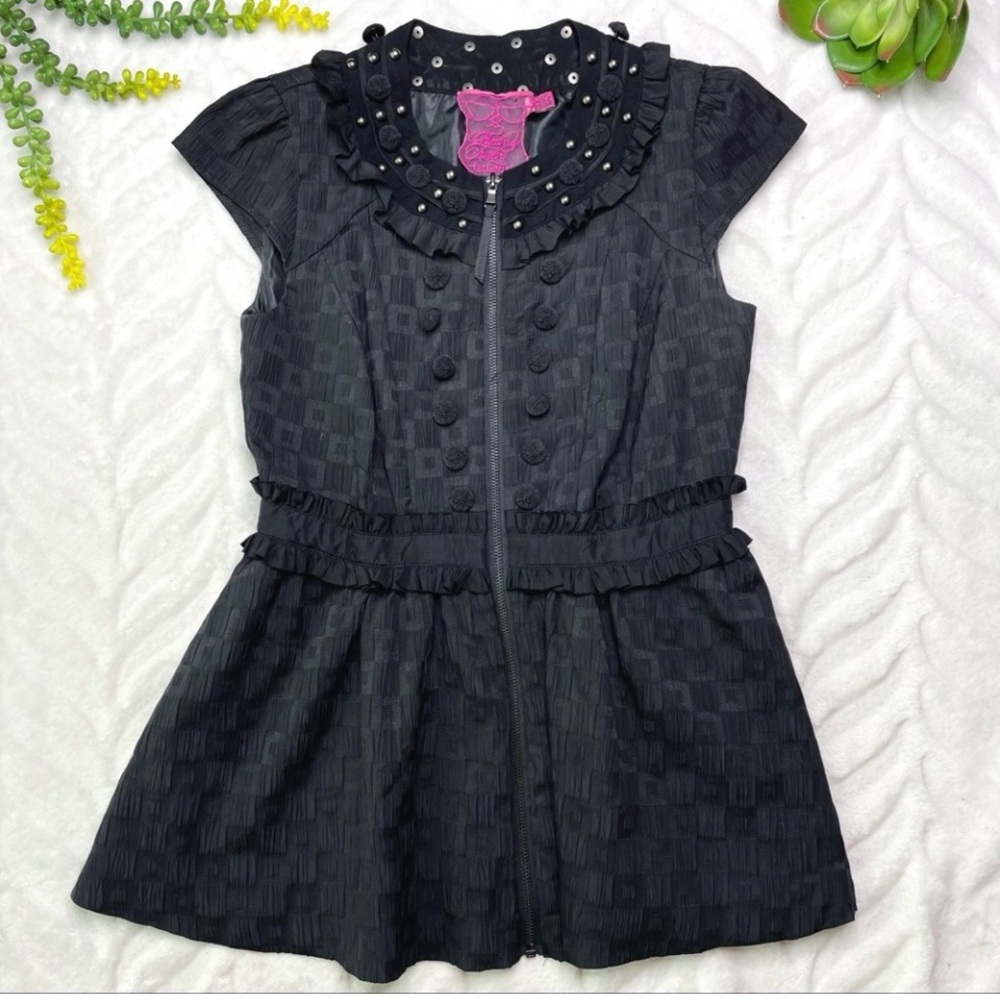 Twelve by Twelve Zip Front Peplum Ruffle Textured Top in Black Size Small